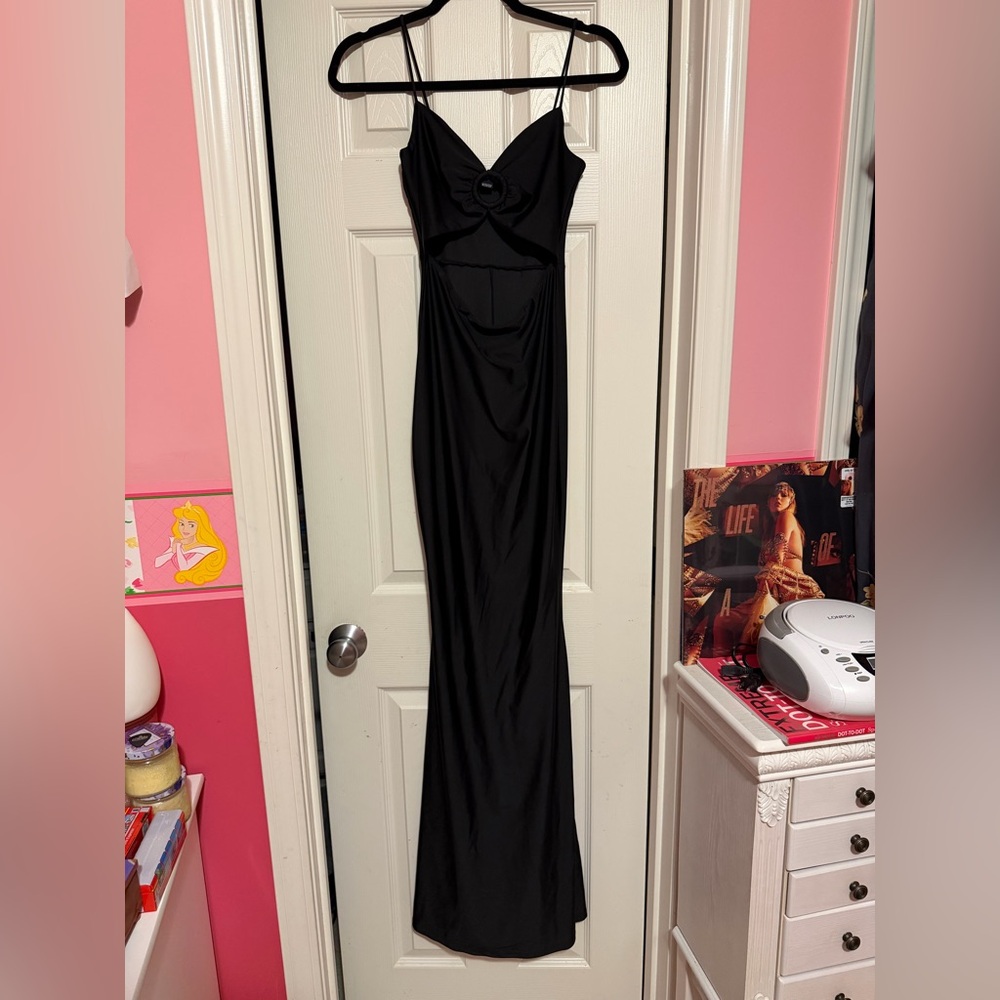 Windsor Black Maxi Dress